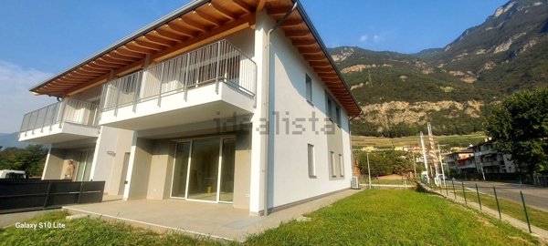 appartamento in vendita a Piancogno in zona Piamborno