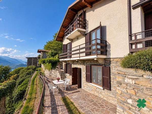 casa indipendente in vendita a Piancogno in zona Piamborno