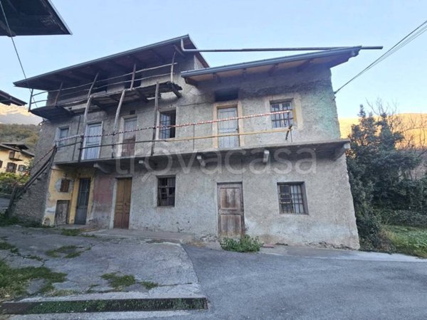 casa indipendente in vendita a Chianocco