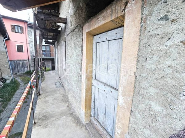 casa indipendente in vendita a Chianocco