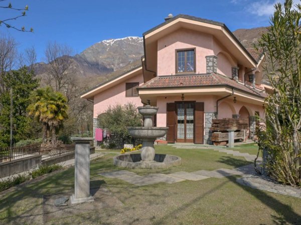 casa indipendente in vendita a Chianocco in zona Vernetto
