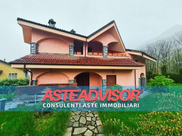 casa indipendente in vendita a Chianocco