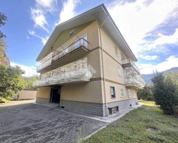appartamento in vendita a Chianocco