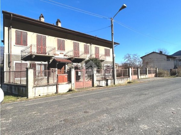 casa indipendente in vendita a Chianocco