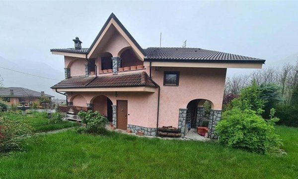 casa indipendente in vendita a Chianocco in zona Vernetto