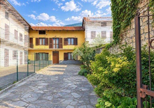 casa indipendente in vendita a Chianocco