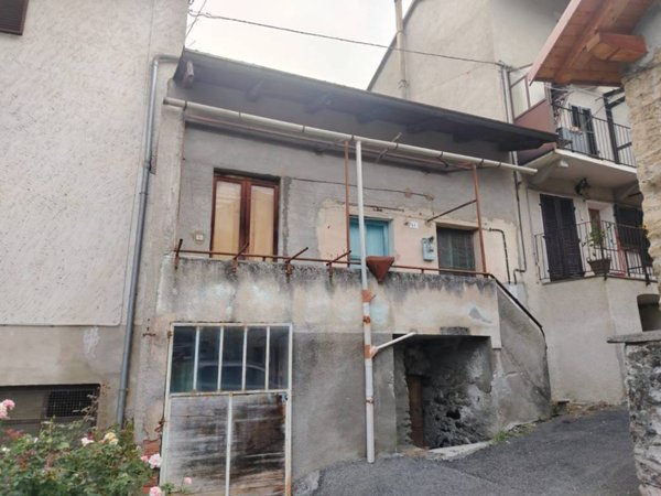 casa indipendente in vendita a Chianocco in zona Vernetto