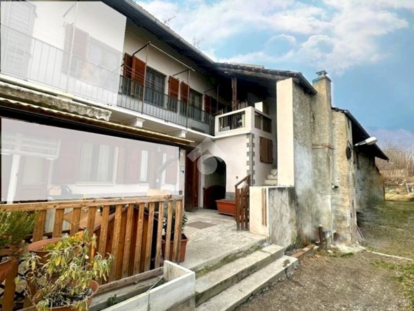 casa semindipendente in vendita a Chianocco in zona Vernetto