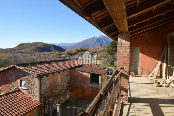 casale in vendita a Chiaverano in zona Bienca