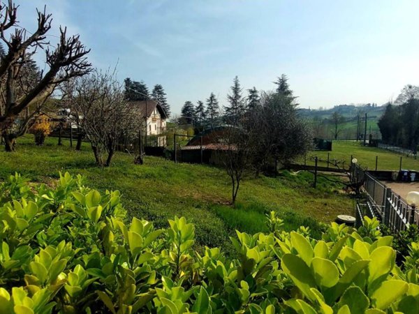 casa indipendente in vendita a Chieri