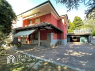casa indipendente in vendita a Chieri