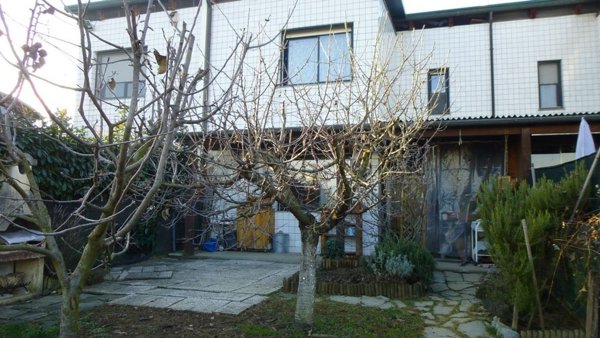 casa indipendente in vendita a Chieri