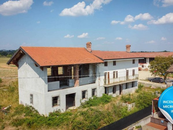 casa indipendente in vendita a Chieri
