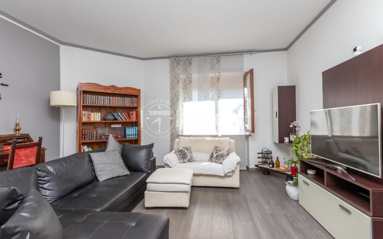 appartamento in vendita a Chieri in zona Roaschia