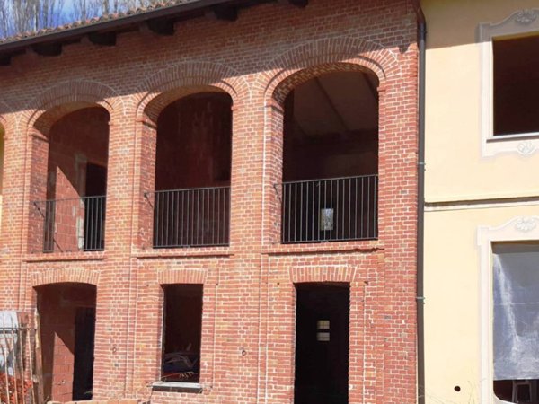 casa indipendente in vendita a Chieri