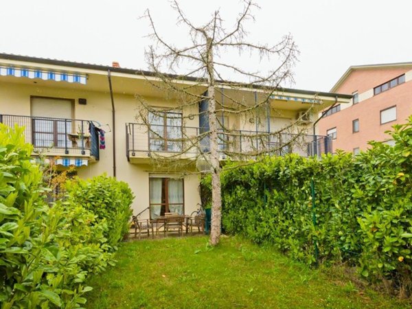 casa indipendente in vendita a Chieri