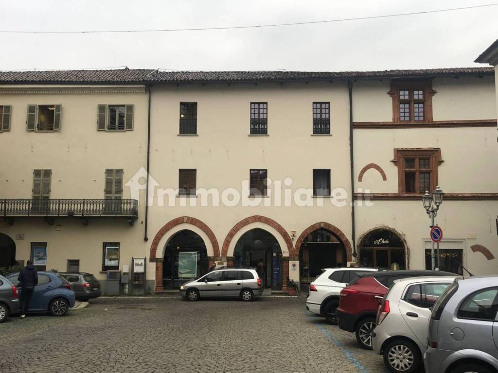 negozio in vendita a Chieri