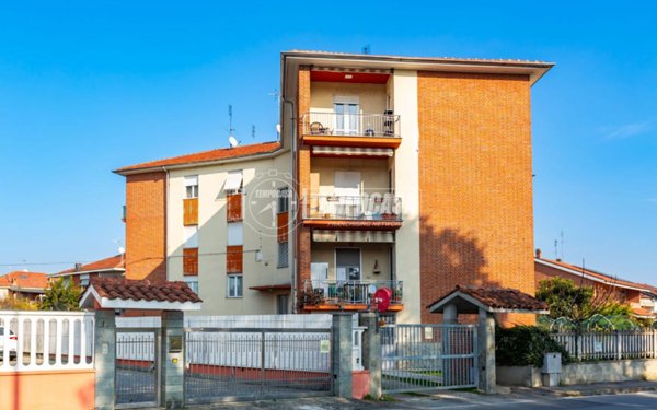 appartamento in vendita a Chieri in zona Pessione
