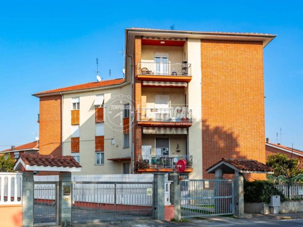 appartamento in vendita a Chieri in zona Pessione