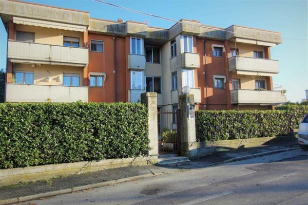 appartamento in vendita a Chieri in zona Roaschia