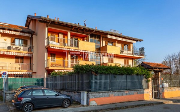 appartamento in vendita a Chieri in zona Roaschia