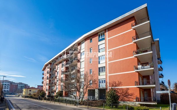 appartamento in vendita a Chieri in zona Roaschia
