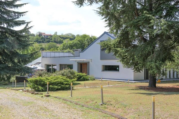 casa indipendente in vendita a Chieri