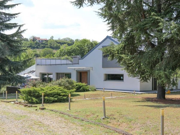casa indipendente in vendita a Chieri
