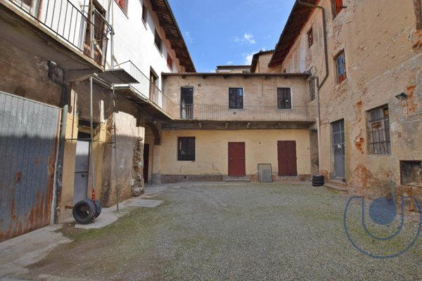 casa indipendente in vendita a Chieri