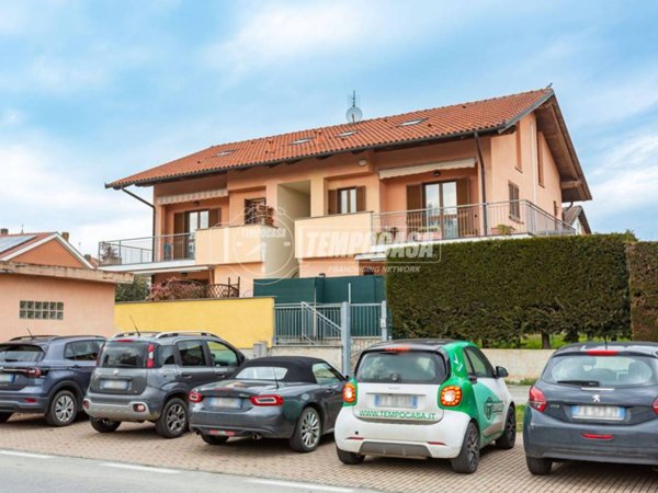appartamento in vendita a Chieri in zona Pessione