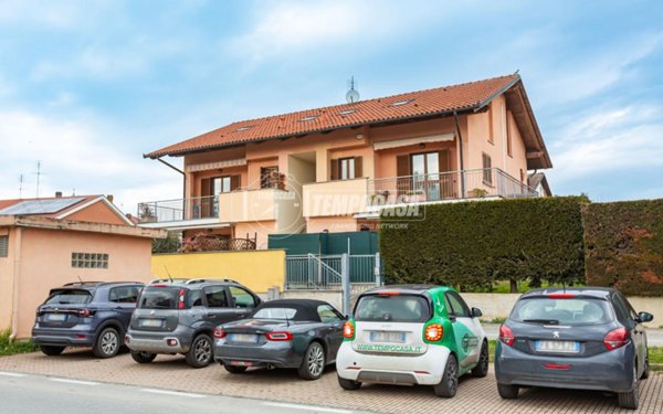 appartamento in vendita a Chieri in zona Pessione