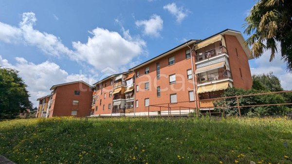 appartamento in vendita a Chieri in zona Roaschia