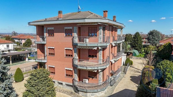 casa indipendente in vendita a Chieri
