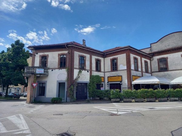negozio in vendita a Chieri