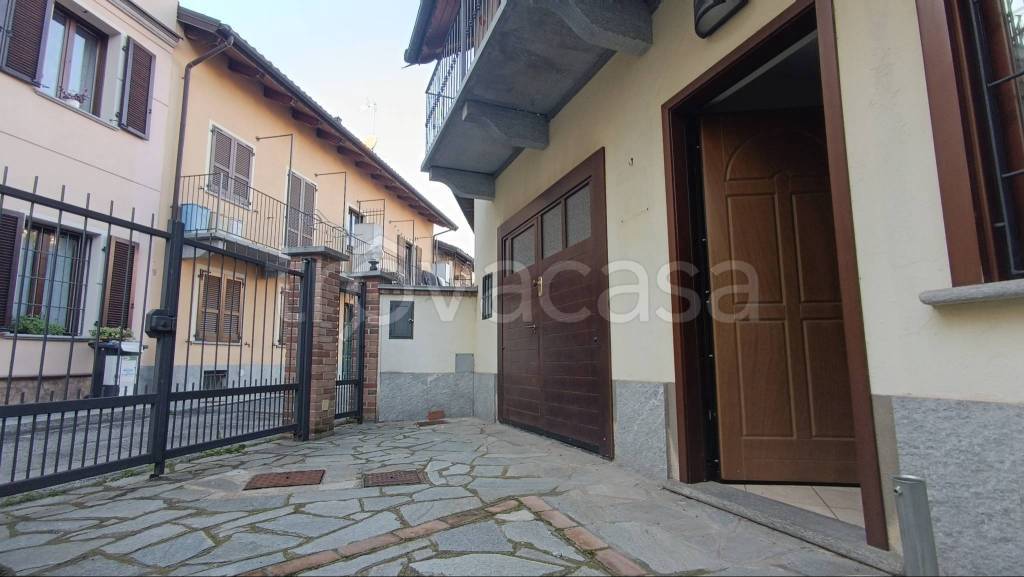 casa indipendente in vendita a Chieri