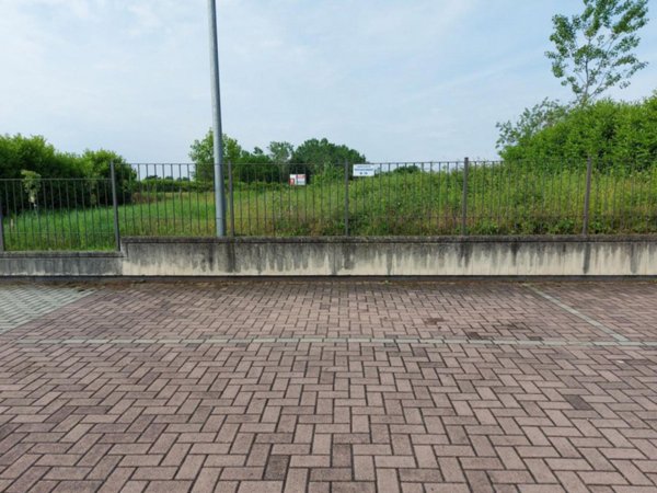 terreno edificabile in vendita a Chieri