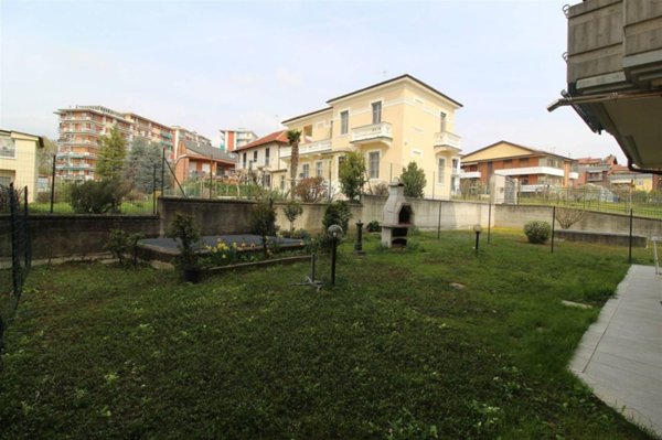 appartamento in vendita a Chieri in zona Airali