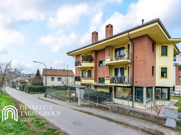 ufficio in vendita a Chieri
