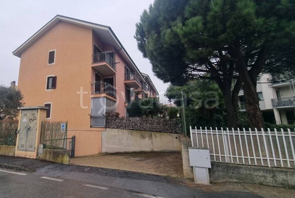 appartamento in vendita a Chieri in zona Roaschia
