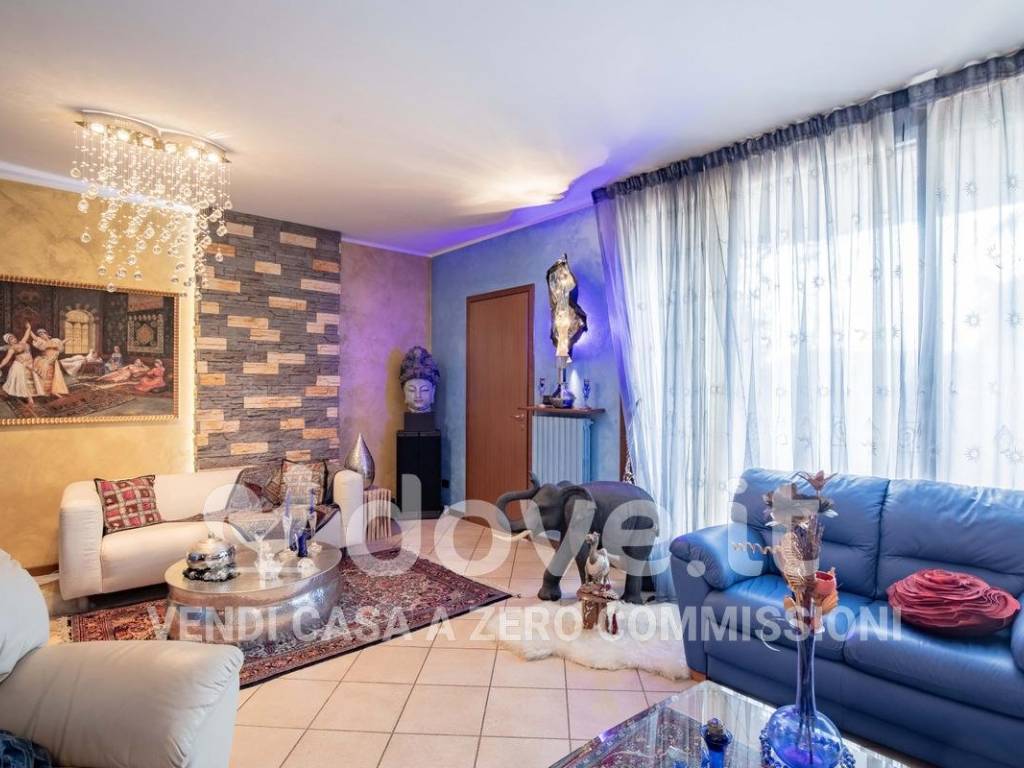 casa indipendente in vendita a Chieri