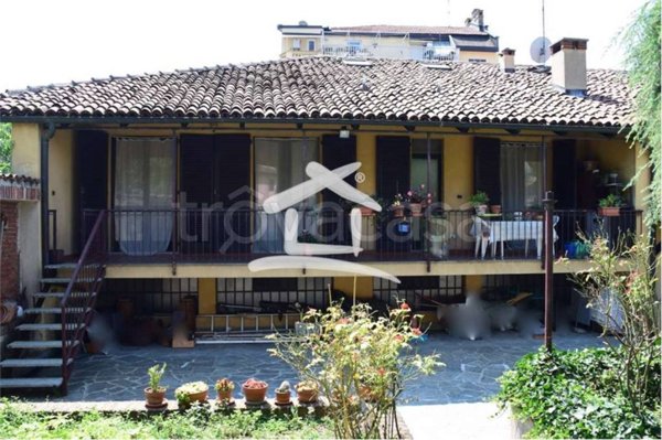 casa indipendente in vendita a Chieri