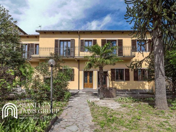 casa indipendente in vendita a Chieri