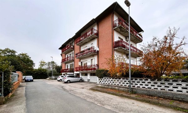 appartamento in vendita a Chieri in zona Borgata Maddalena