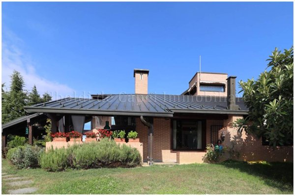 casa indipendente in vendita a Chieri