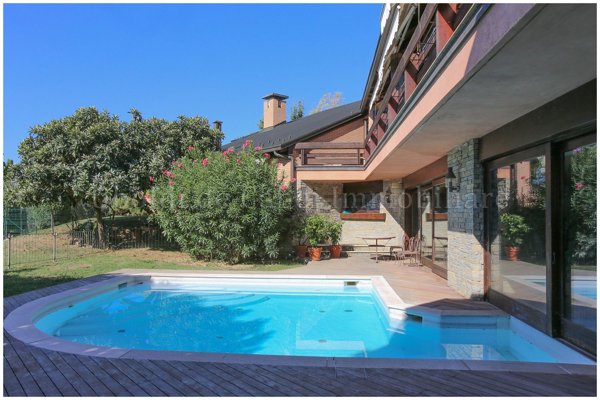 casa indipendente in vendita a Chieri