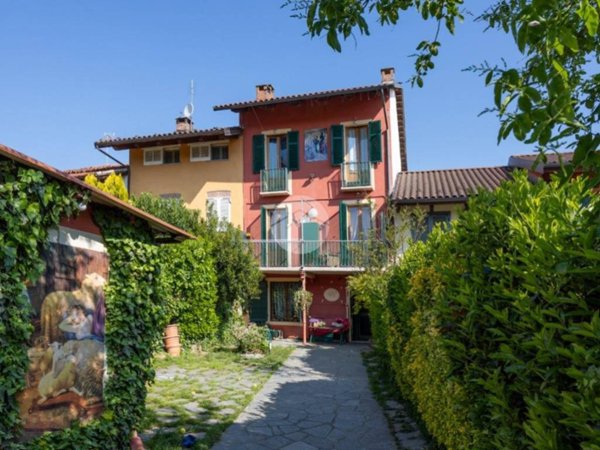 casa indipendente in vendita a Chieri