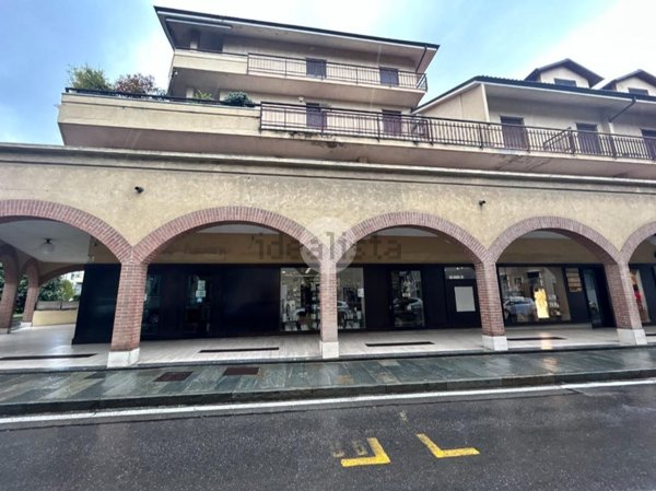 ufficio in vendita a Chieri