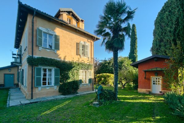 casa indipendente in vendita a Chieri