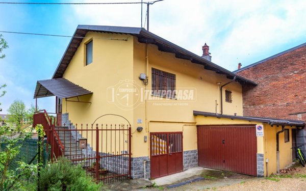 casa indipendente in vendita a Chieri