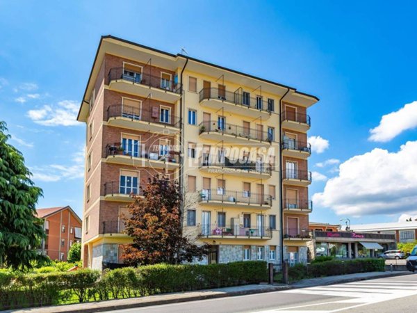 appartamento in vendita a Chieri in zona Roaschia